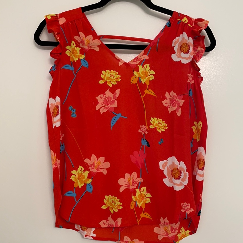 Floral loft top
